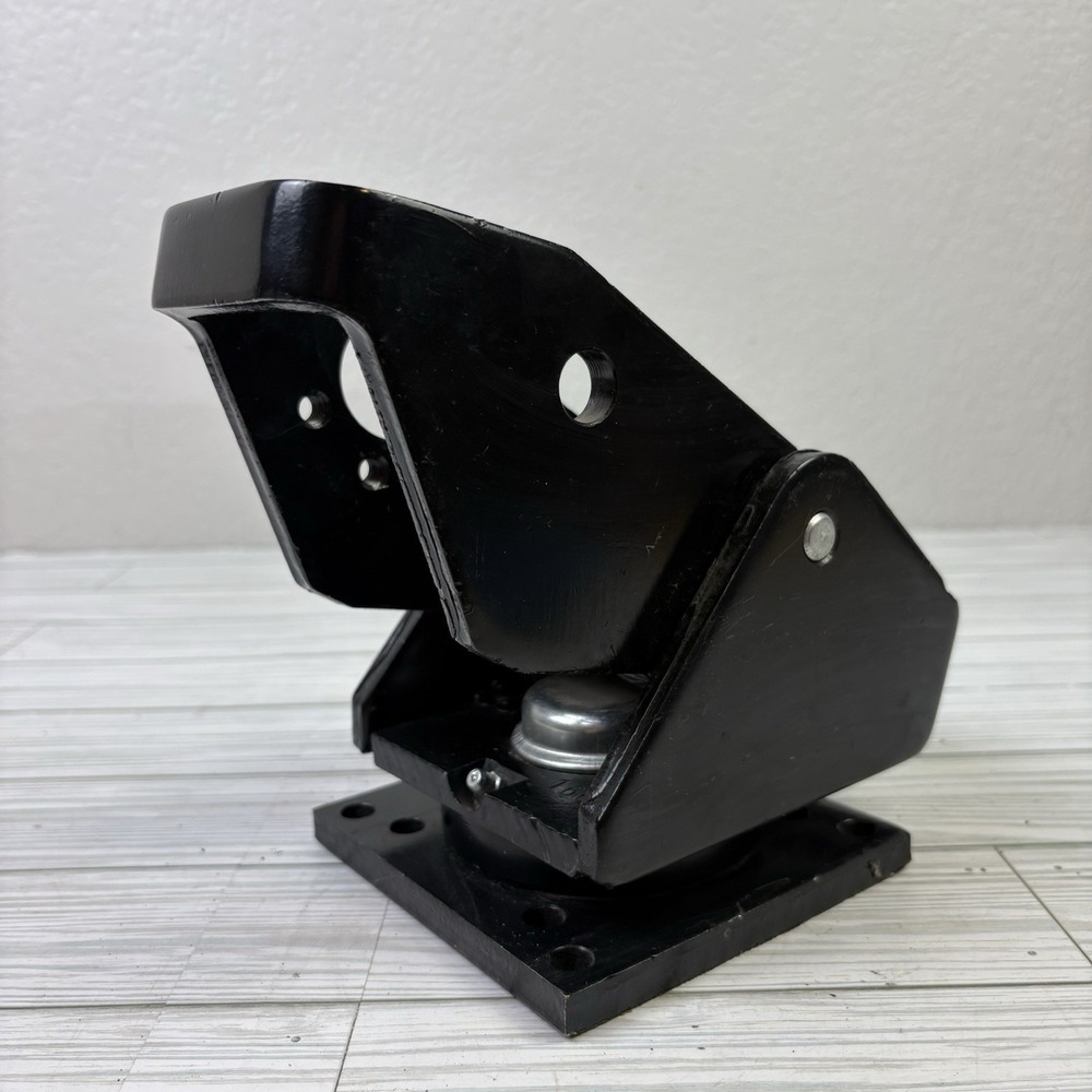 Crown CR133108-001 Caster Assembly Used